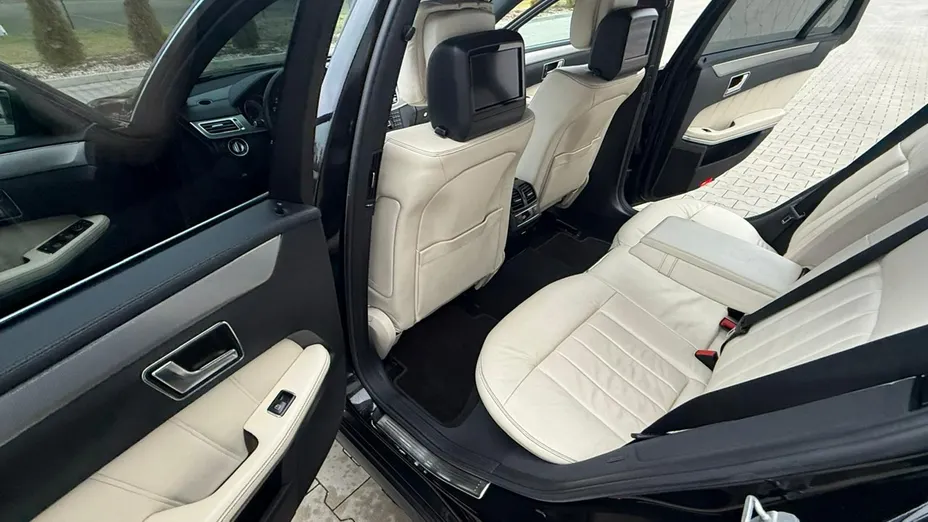 MERCEDES-BENZ E Klasa -