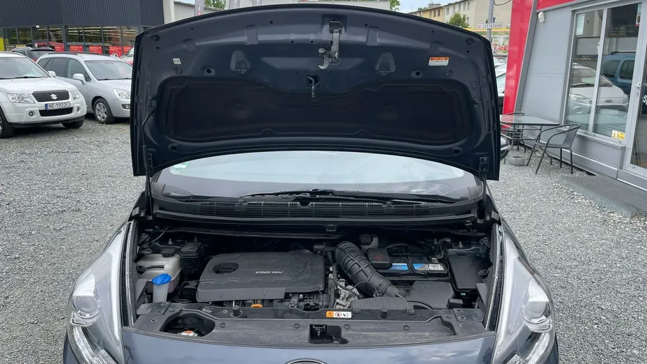 KIA Carens -