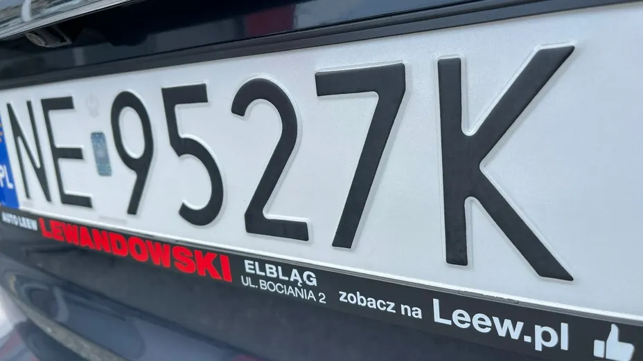 KIA Carens -