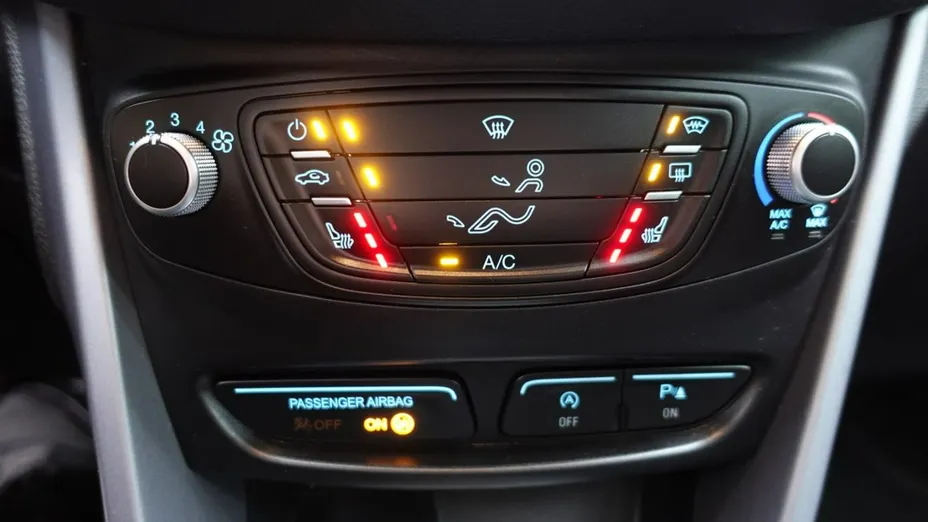 FORD B-MAX -