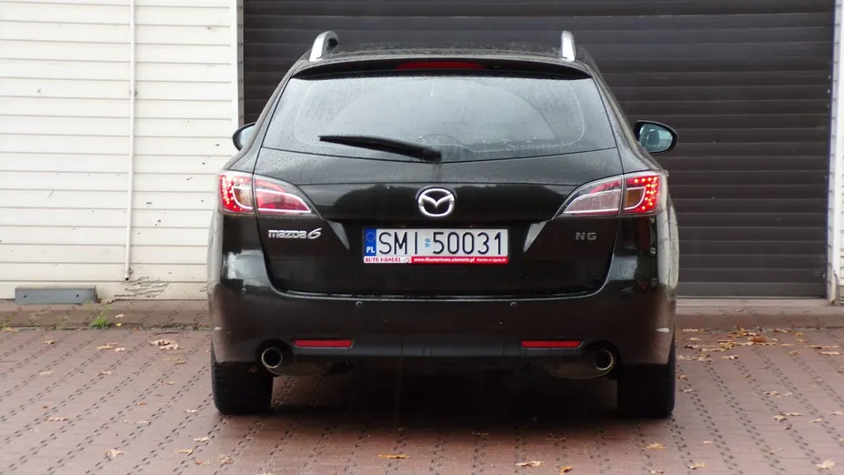 MAZDA 6 -