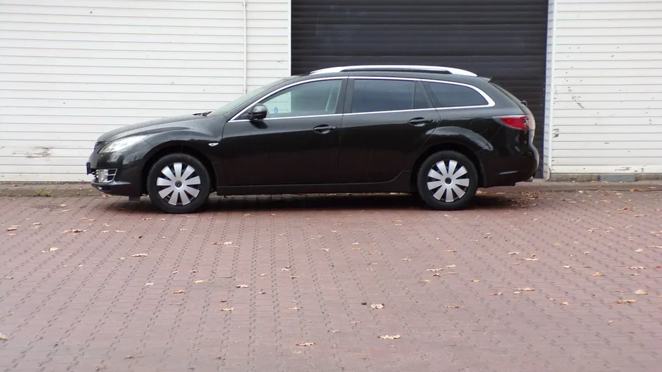 MAZDA 6 -