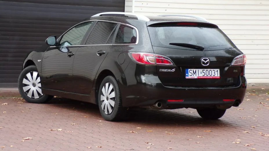 MAZDA 6 -