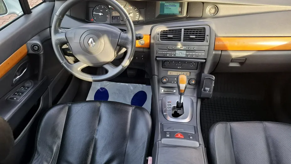 RENAULT Vel Satis -