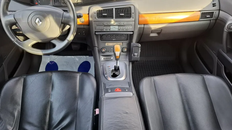 RENAULT Vel Satis -