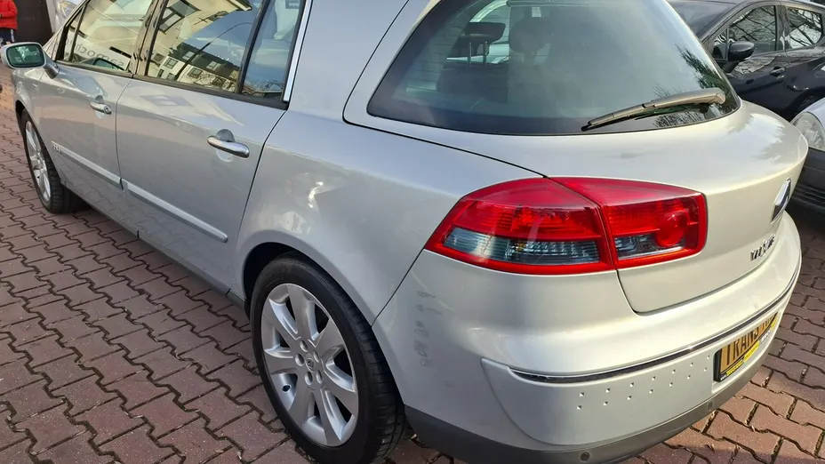 RENAULT Vel Satis -