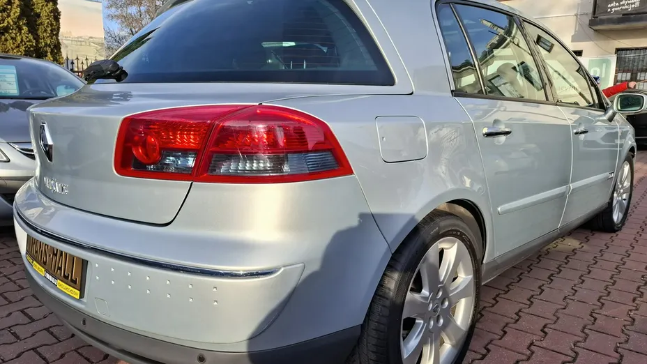 RENAULT Vel Satis -