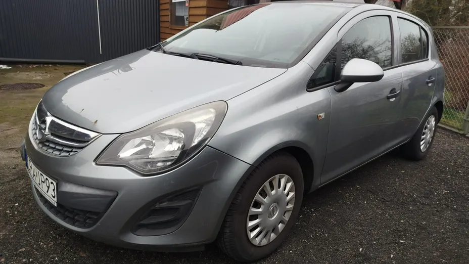 OPEL Corsa -