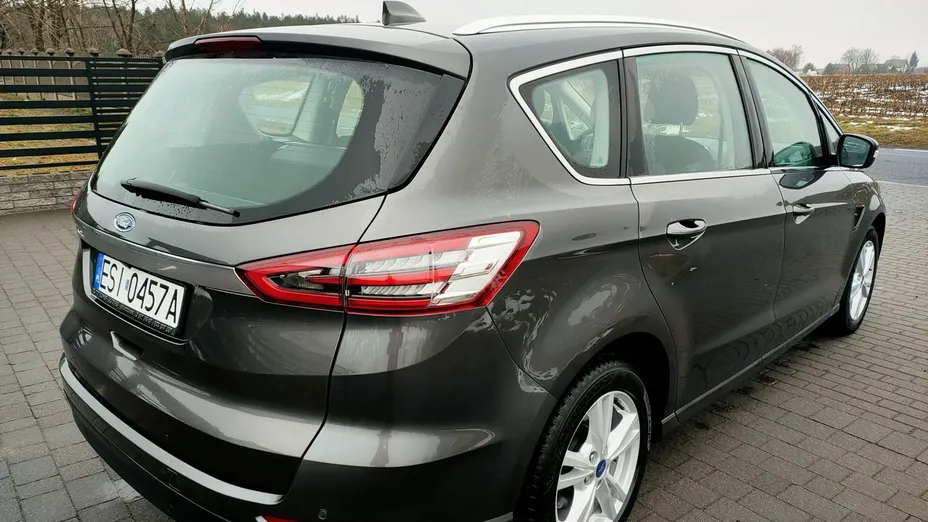 FORD S-MAX -