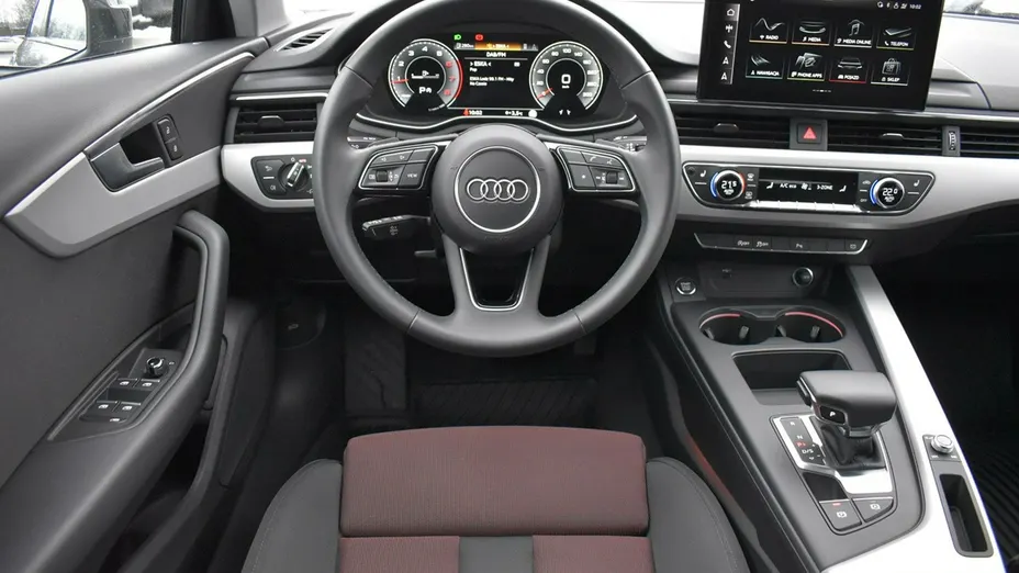 AUDI A4 -