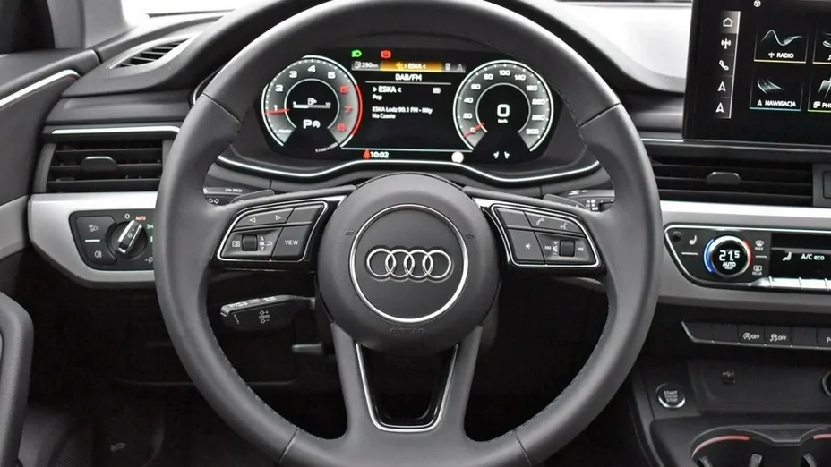 AUDI A4 -