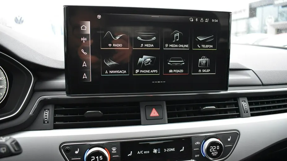 AUDI A4 -