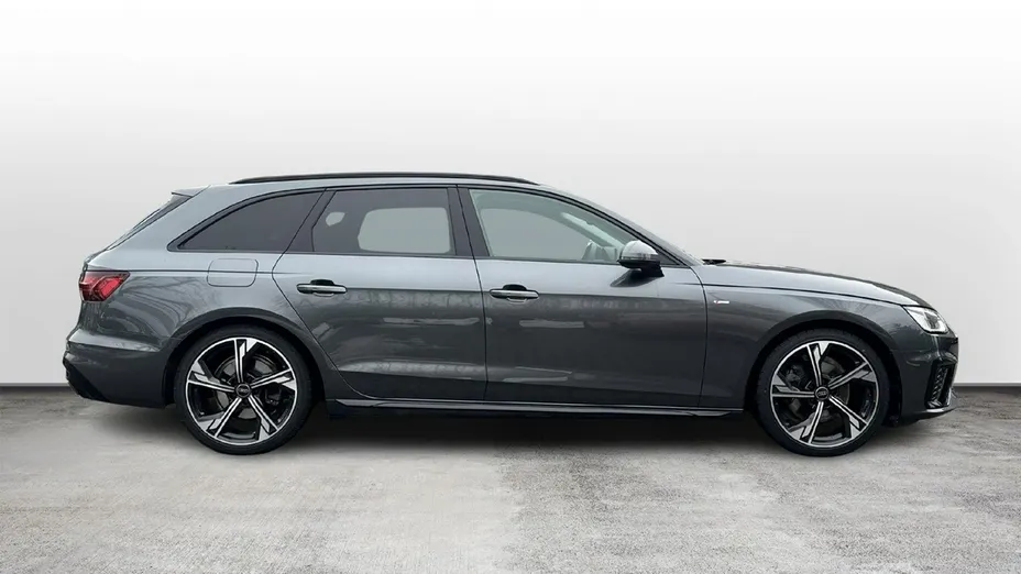 AUDI A4 -