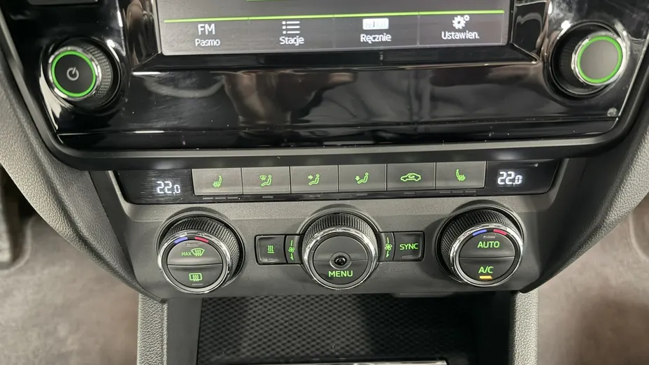 SKODA Octavia -