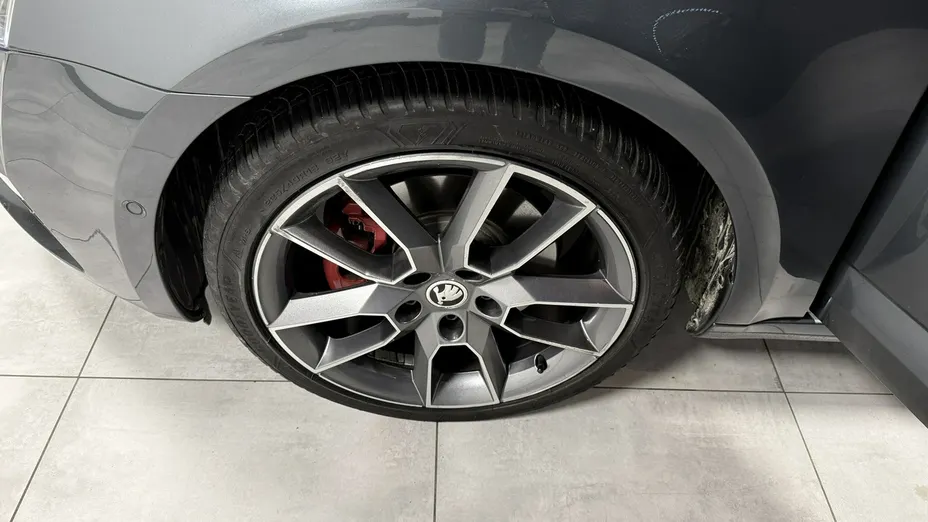 SKODA Octavia -