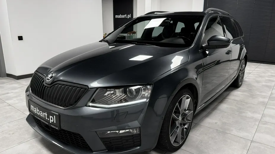 SKODA Octavia -