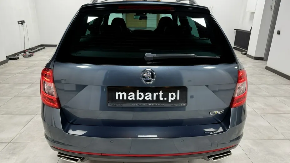 SKODA Octavia -