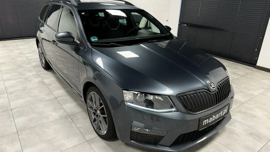 SKODA Octavia -