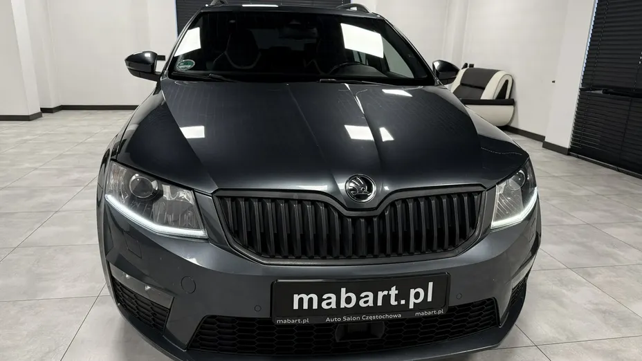 SKODA Octavia -
