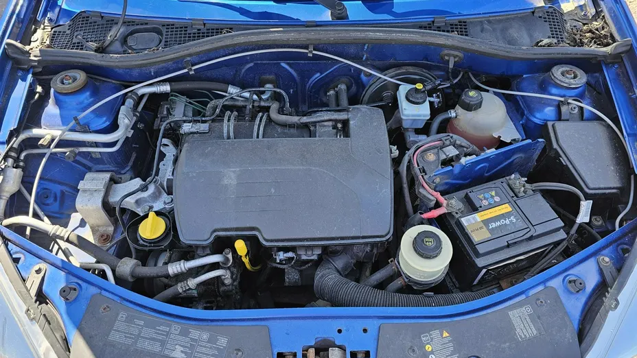 DACIA Sandero -