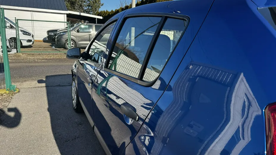 DACIA Sandero -