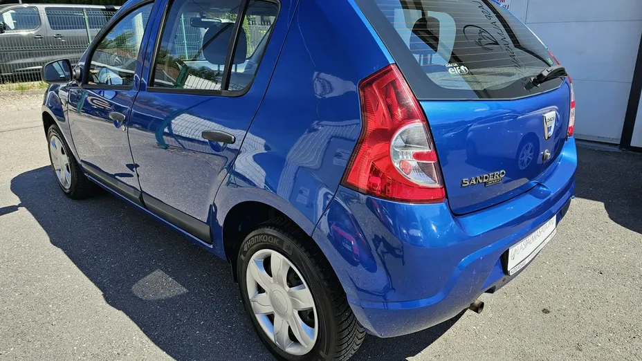 DACIA Sandero -