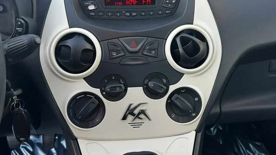 FORD Ka -