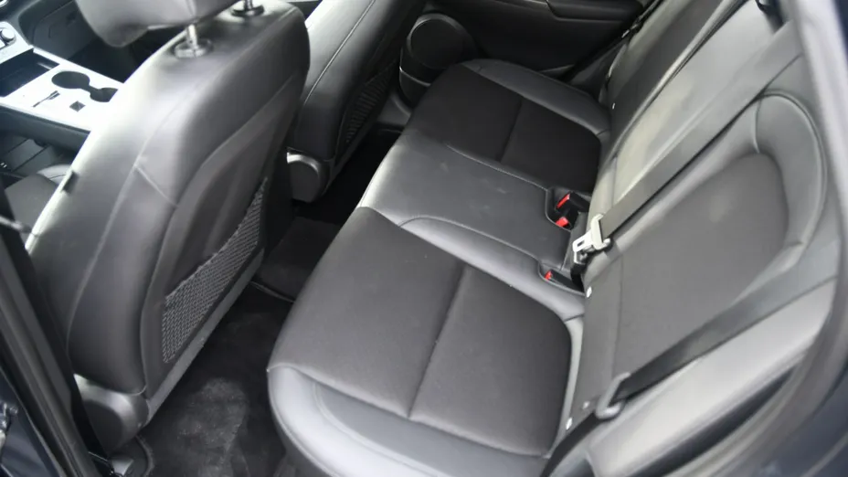 HYUNDAI Kona -