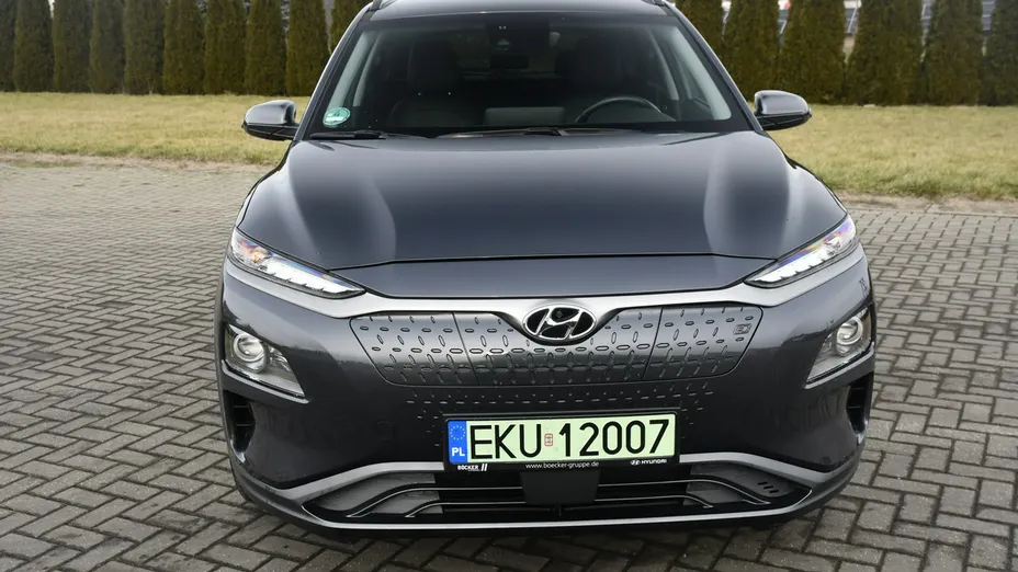 HYUNDAI Kona -