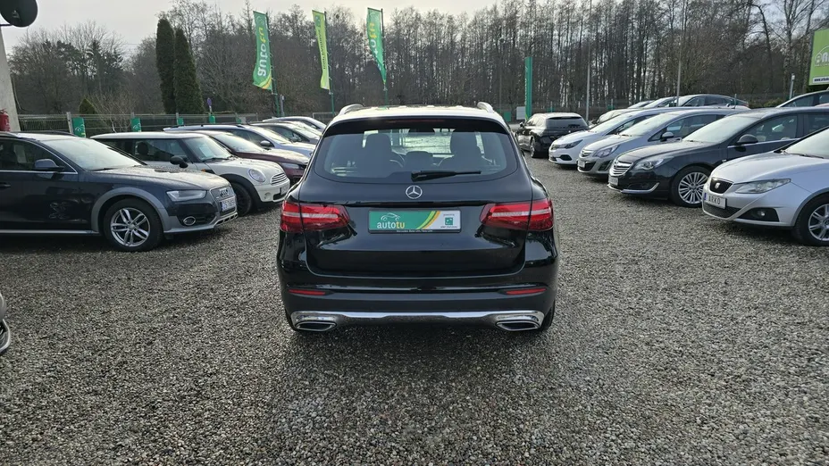 MERCEDES-BENZ GLC -