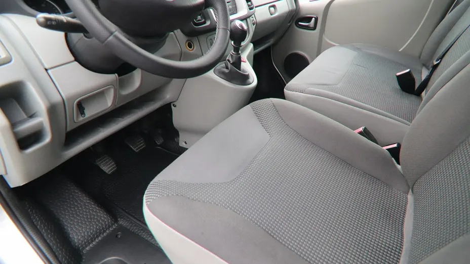 OPEL Vivaro -
