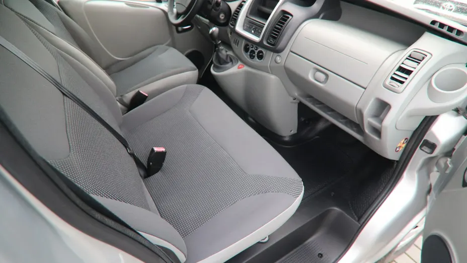 OPEL Vivaro -