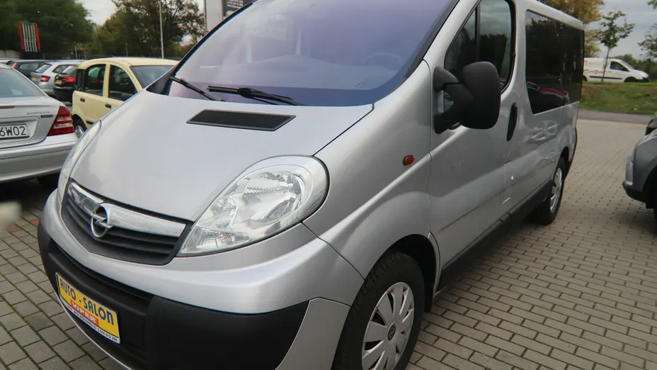 OPEL Vivaro -