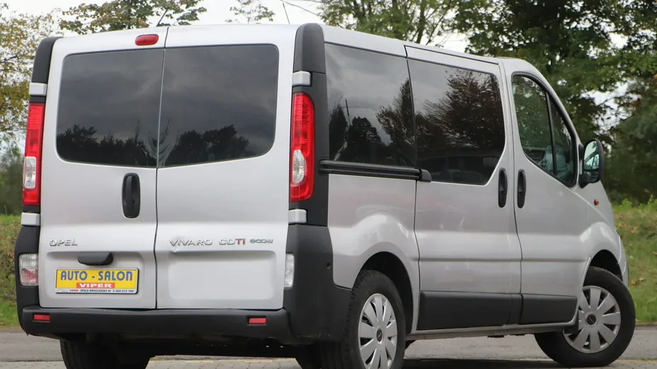 OPEL Vivaro -