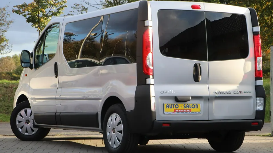 OPEL Vivaro -