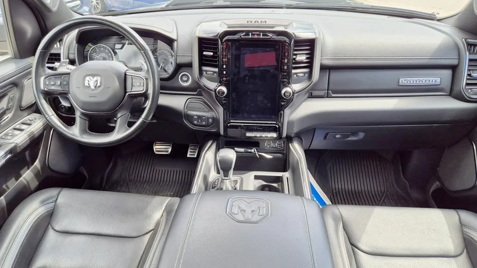 RAM 1500 -