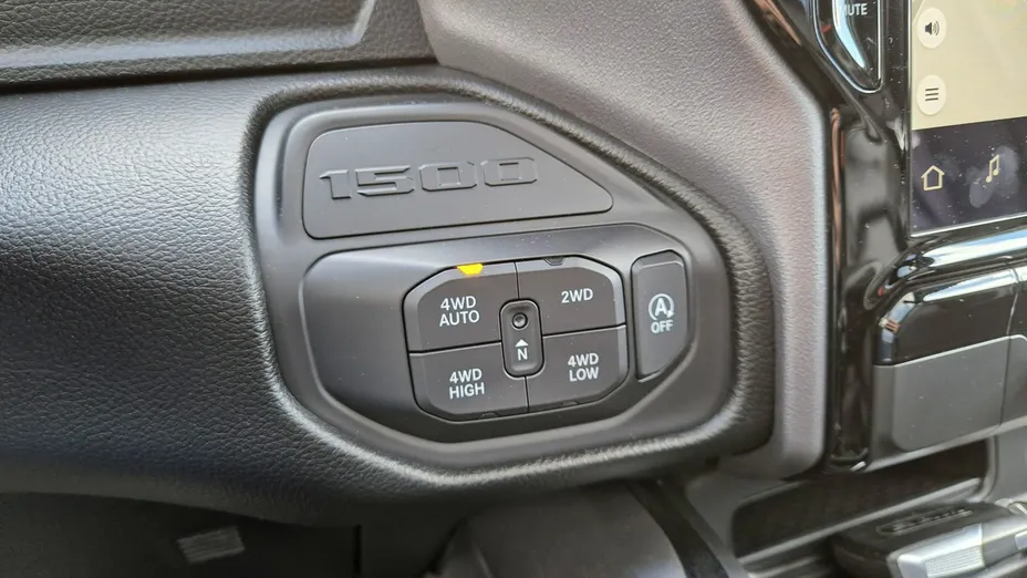 RAM 1500 -
