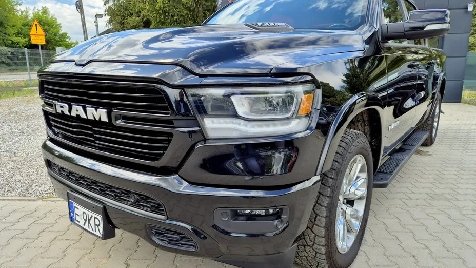 RAM 1500 -