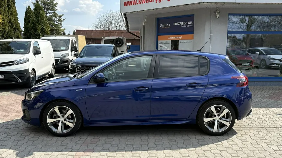 PEUGEOT 308 -