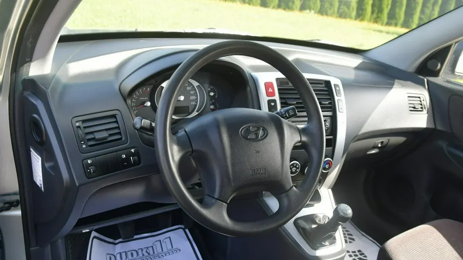 HYUNDAI Tucson -