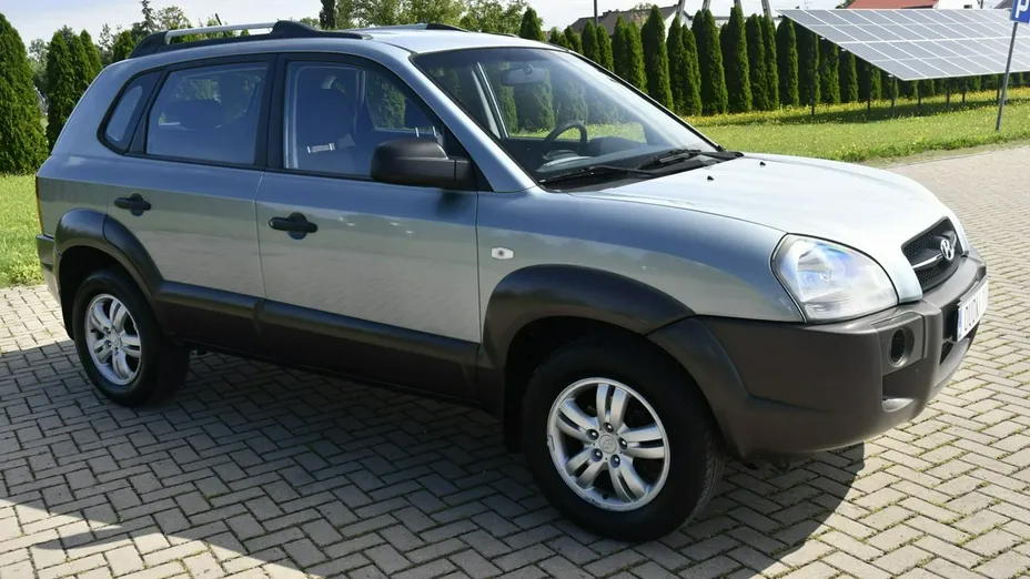 HYUNDAI Tucson -