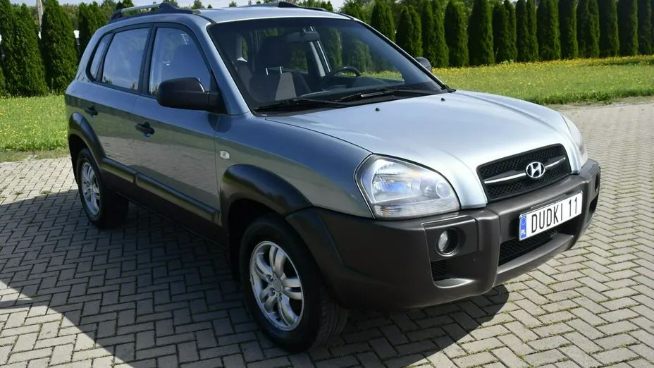 HYUNDAI Tucson -