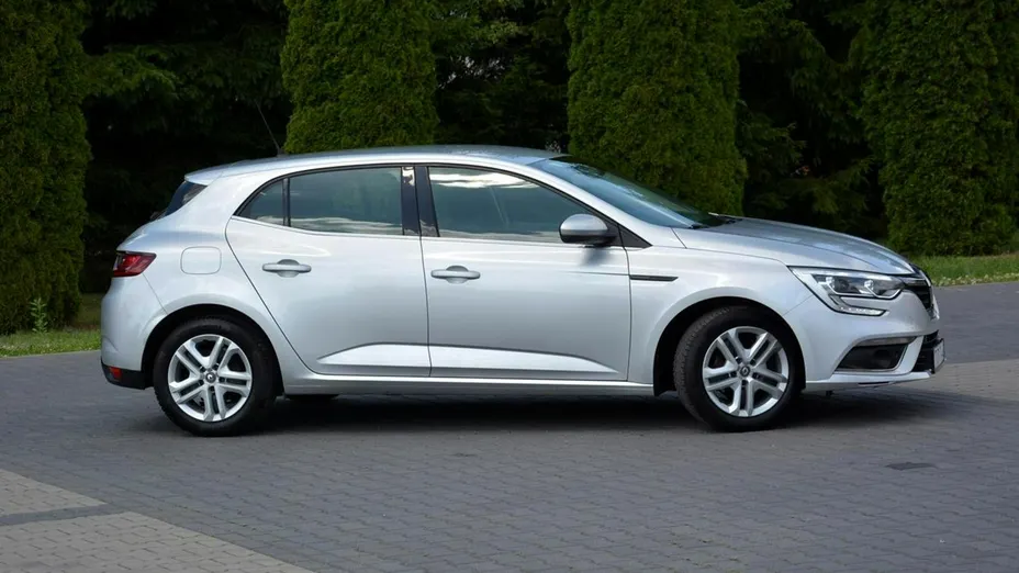 RENAULT Megane -