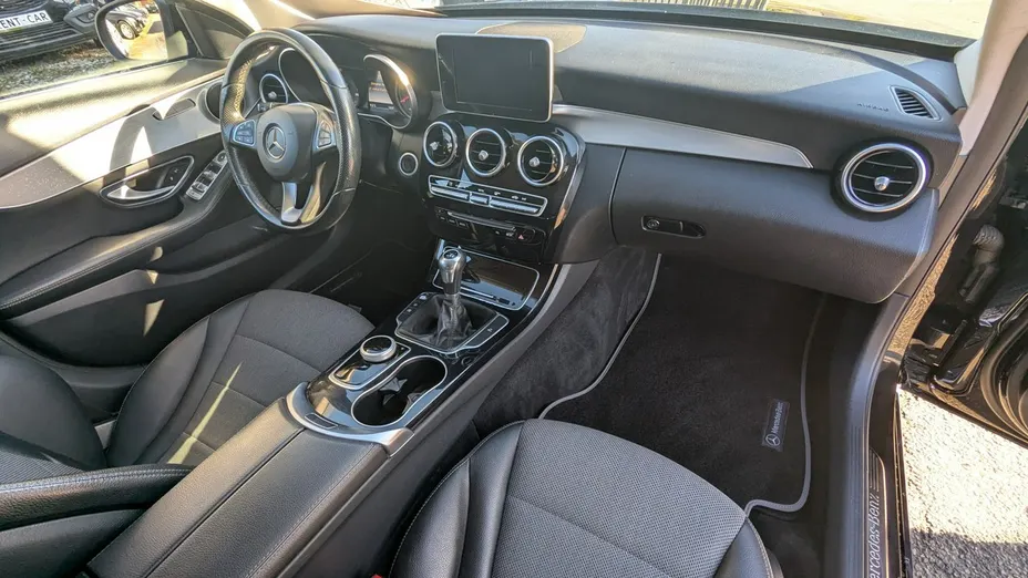 MERCEDES-BENZ C Klasa -