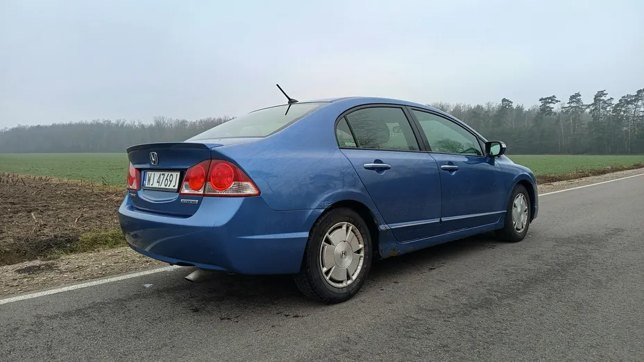 HONDA Civic -