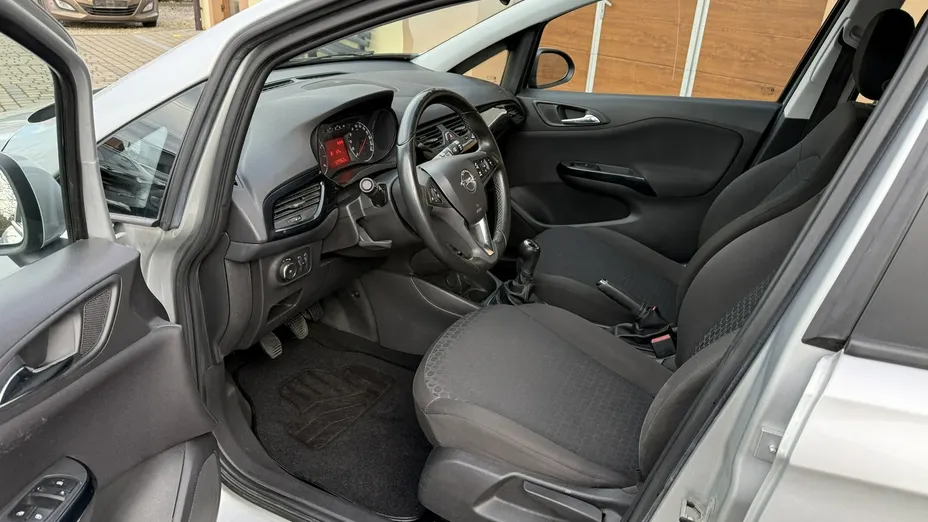 OPEL Corsa -