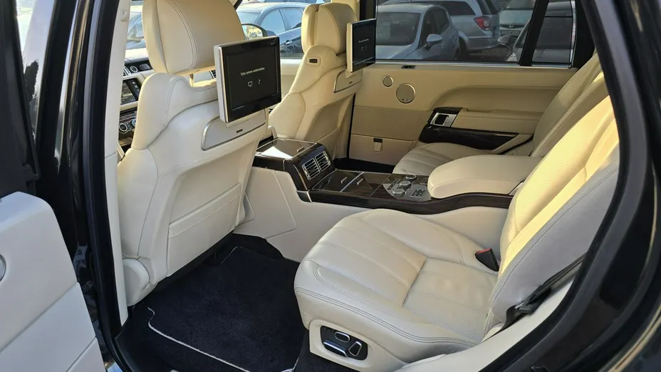 LAND ROVER Range Rover -