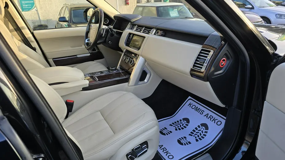LAND ROVER Range Rover -
