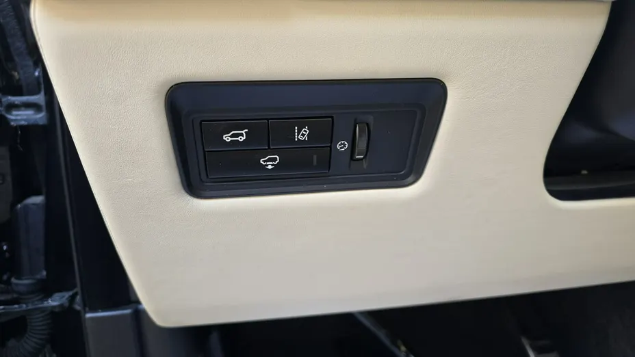 LAND ROVER Range Rover -