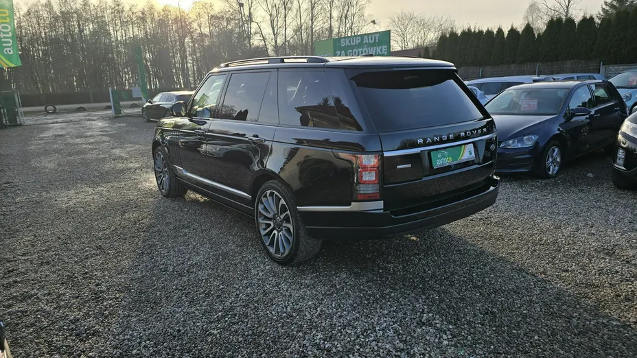 LAND ROVER Range Rover -